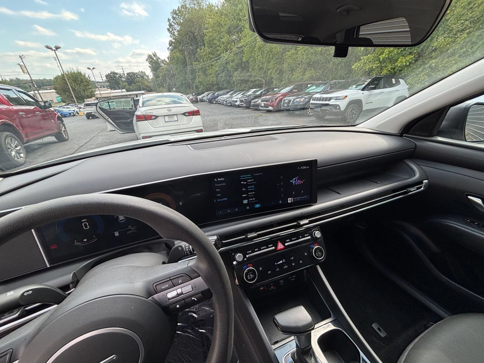 Used 2026 Hyundai Tucson SEL AWD/4WD image 29