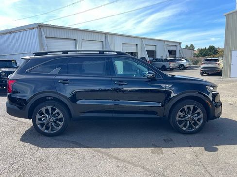 Certified 2023 Kia Sorento X-Line EX AWD/4WD image 4