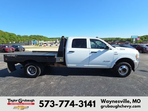 Used 2021 RAM 3500 Tradesman w/ Chrome Appearance Group AWD/4WD image 10