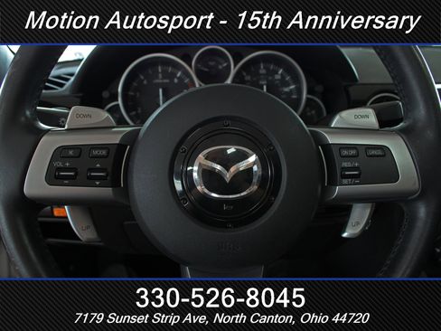 Used 2006 MAZDA MX-5 Miata Sport RWD image 21