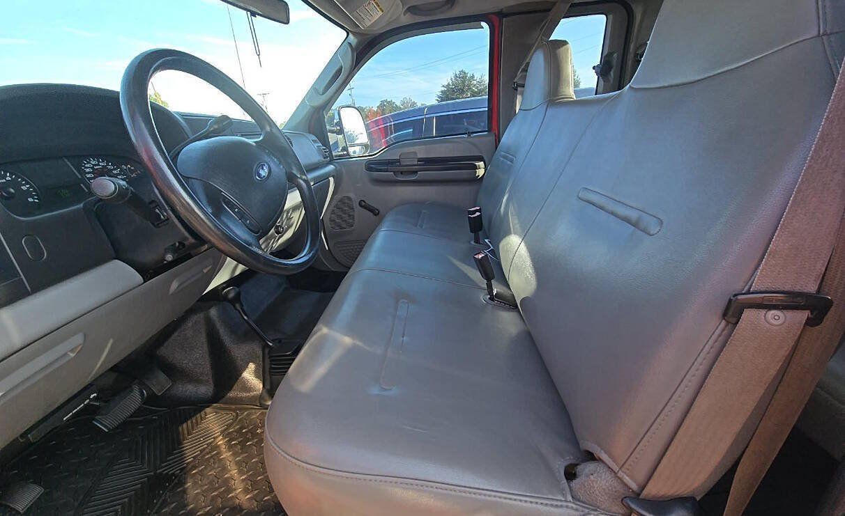Used 2006 Ford F250 XL AWD/4WD image 13