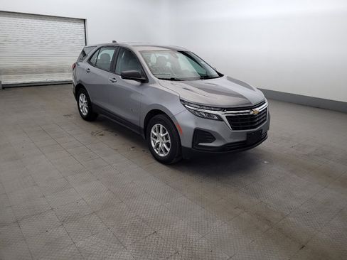 Used 2024 Chevrolet Equinox LS FWD image 13