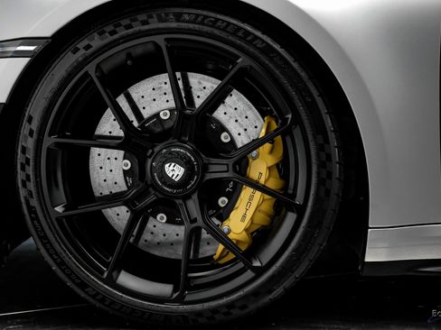 Used 2024 Porsche 911 GT3 image 83