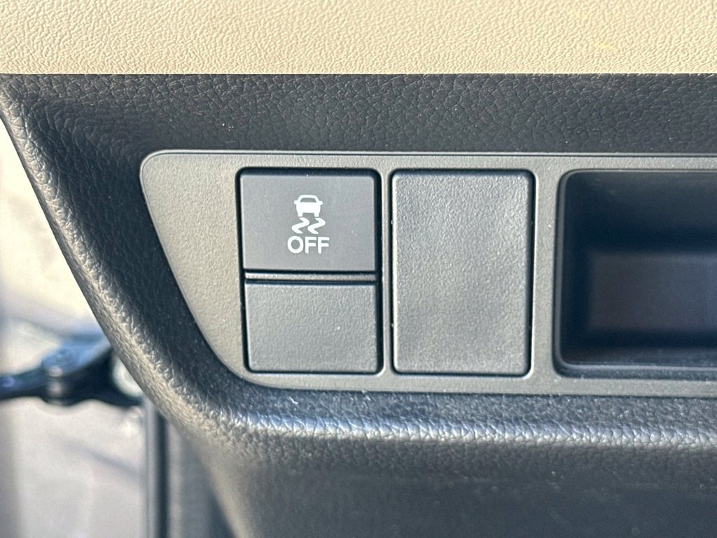 Used 2024 Honda HR-V LX image 17