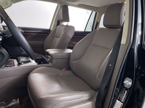 Used 2019 Lexus GX 460 Premium AWD/4WD image 12