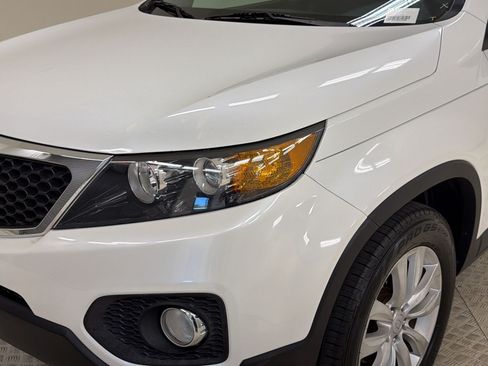 Used 2011 Kia Sorento EX FWD image 12
