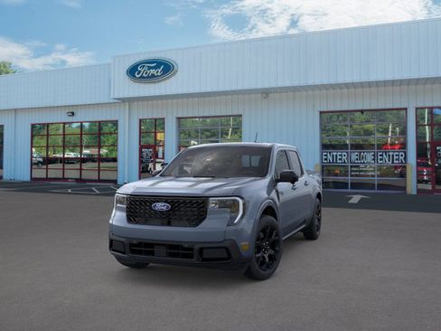 New 2026 Ford Maverick Lariat w/ Black Appearance Package image 2