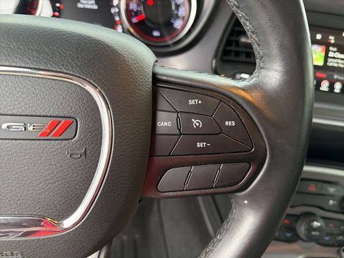 Used 2020 Dodge Challenger SXT image 37