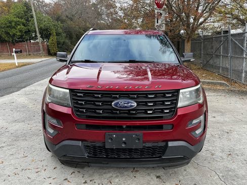 Used 2017 Ford Explorer Sport w/ Equipment Group 401A image 2