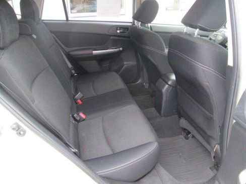 Used 2015 Subaru Crosstrek 2.0i Premium image 11
