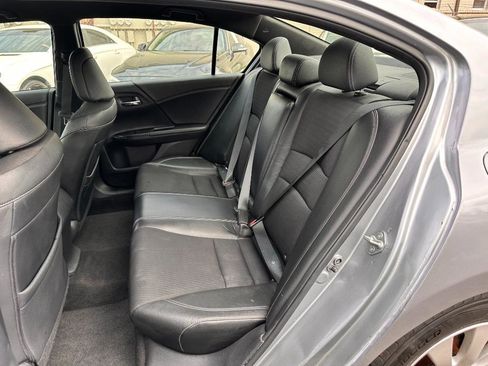 Used 2016 Honda Accord Sport image 15