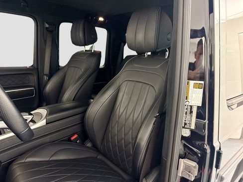Used 2023 Mercedes-Benz G 550 image 22