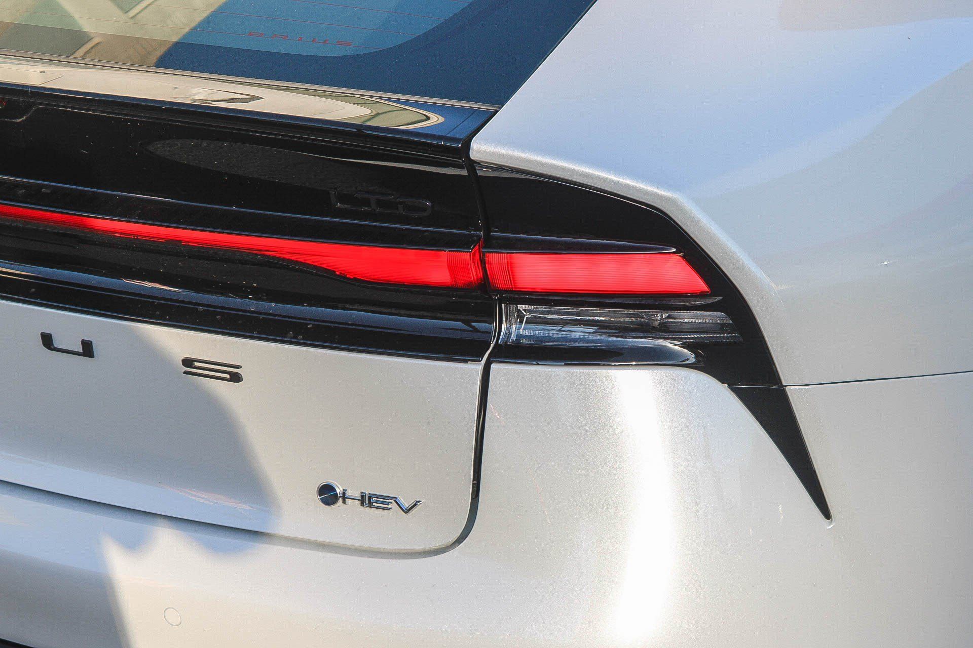 New 2027 Toyota Prius Limited FWD image 10
