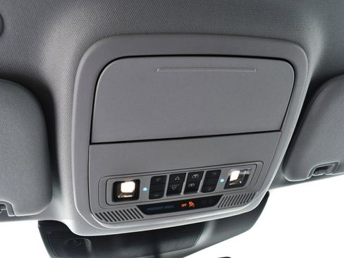 Used 2023 Ford Explorer XLT w/ Equipment Group 202A image 35