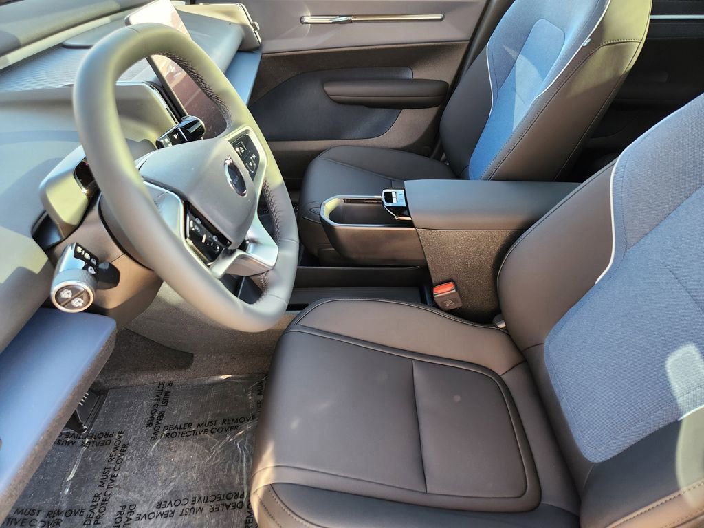 New 2026 Volvo EX30 Cross Country Ultra w/ Protection Package Premier AWD/4WD image 4
