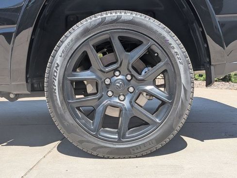 Used 2022 RAM 1500 Laramie AWD/4WD image 6