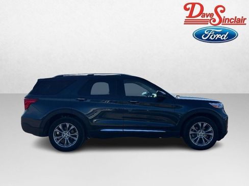 Used 2023 Ford Explorer Limited w/ Equipment Group 301A image 5