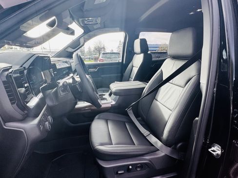 New 2026 Chevrolet Silverado 1500 RST w/ Dark Appearance Package image 14