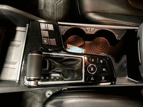 Used 2023 Kia Sportage EX image 17