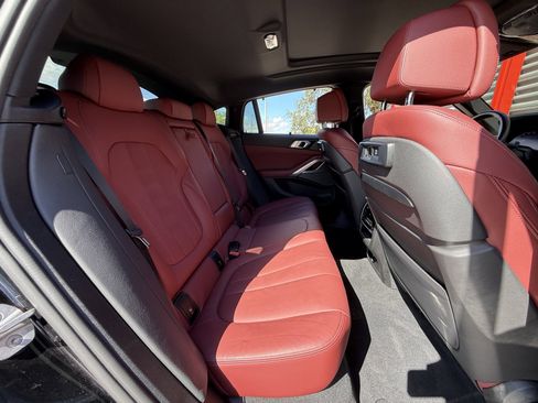 Used 2020 BMW X6 xDrive40i w/ Executive Package image 16