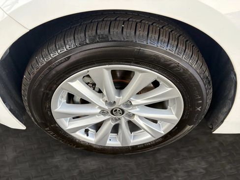 Used 2024 Toyota Corolla SE FWD image 34