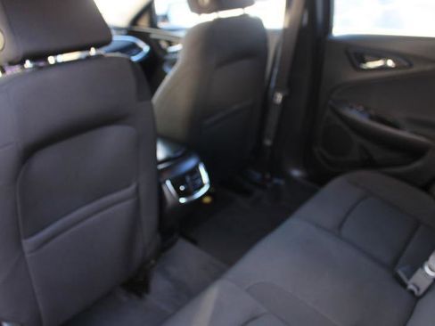 Used 2020 Chevrolet Malibu LT FWD image 11