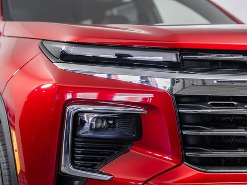 New 2026 Chevrolet Traverse LT image 14