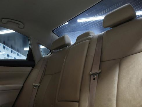 Used 2013 Nissan Altima 2.5 SL w/ Technology Pkg FWD image 17