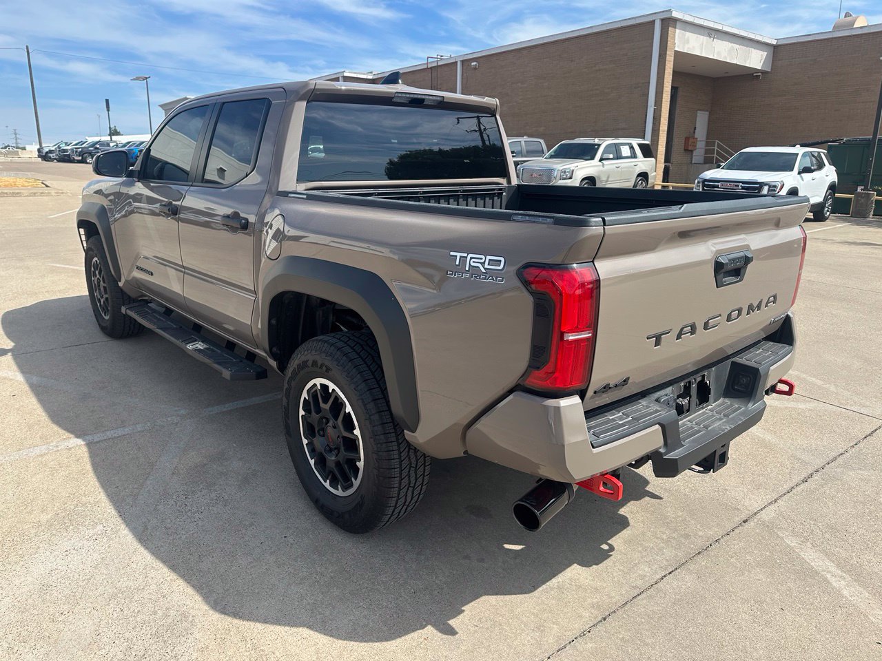 Used 2026 Toyota Tacoma TRD Off-Road AWD/4WD image 7