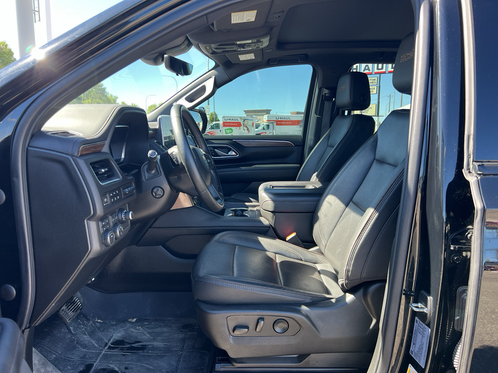 Used 2023 Chevrolet Tahoe High Country AWD/4WD image 17