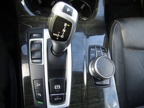 Used 2017 BMW X3 xDrive28i image 31