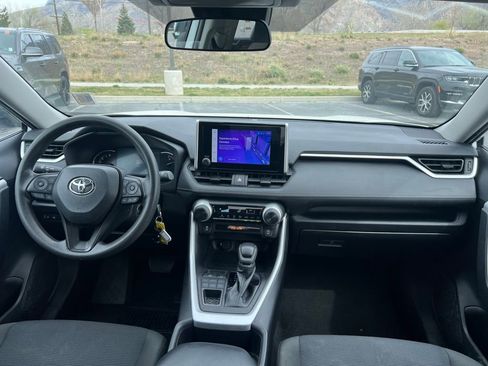Used 2024 Toyota RAV4 LE image 21