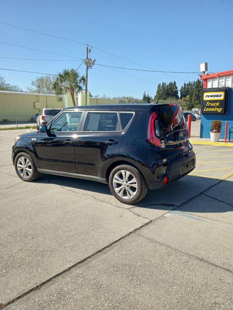Used 2015 Kia Soul + FWD image 2