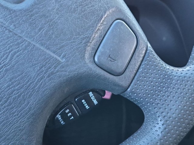 Used 2001 Honda CR-V LX image 14