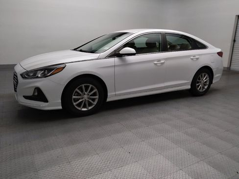 Used 2018 Hyundai Sonata ECO image 2