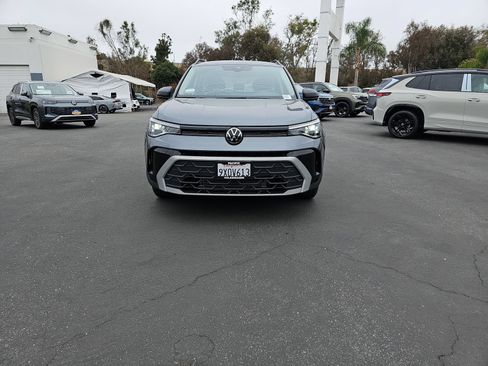Used 2026 Volkswagen Taos S FWD image 2