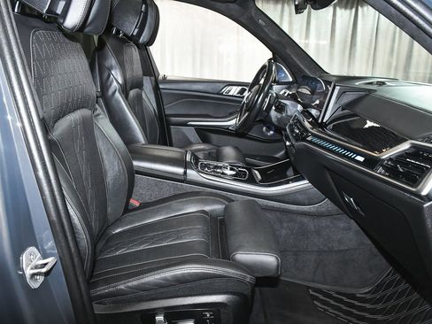 Used 2024 BMW X5 M60i image 75