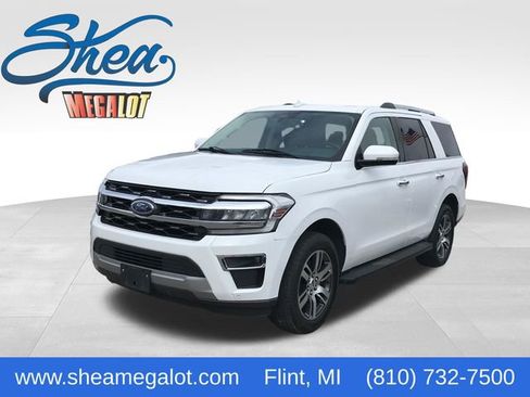 Used 2024 Ford Expedition Limited image 1