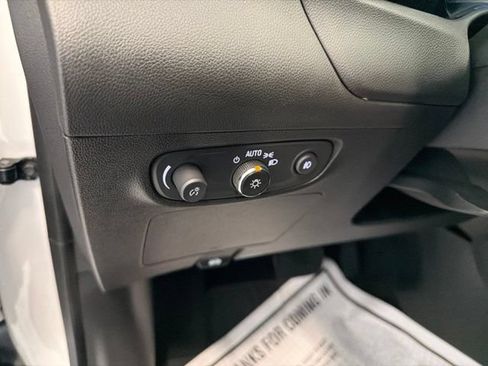 Used 2023 Buick Encore GX Select w/ Safety Package II AWD/4WD image 17