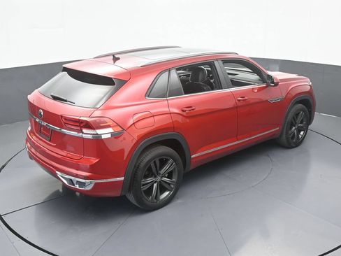 Used 2021 Volkswagen Atlas Cross Sport SE w/ Panoramic Sunroof Package FWD image 50