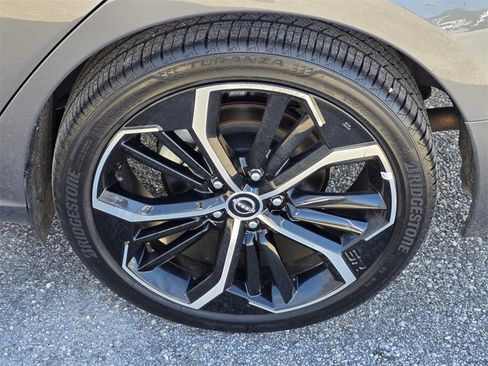 Used 2025 Nissan Altima 2.5 SR image 30