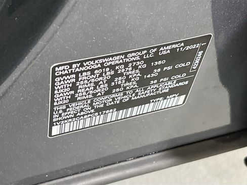 Used 2023 Volkswagen Atlas SE image 32
