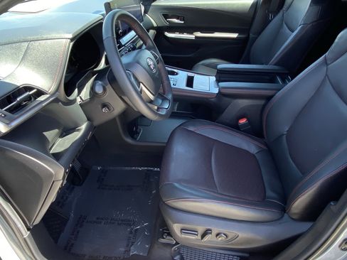 Used 2025 Toyota Sienna XSE w/ XSE Premium Package AWD/4WD image 29
