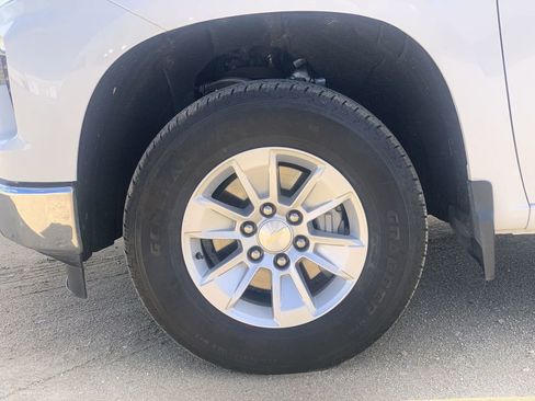 Certified 2024 Chevrolet Silverado 1500 LT w/ LPO, Dark Essentials Package image 32