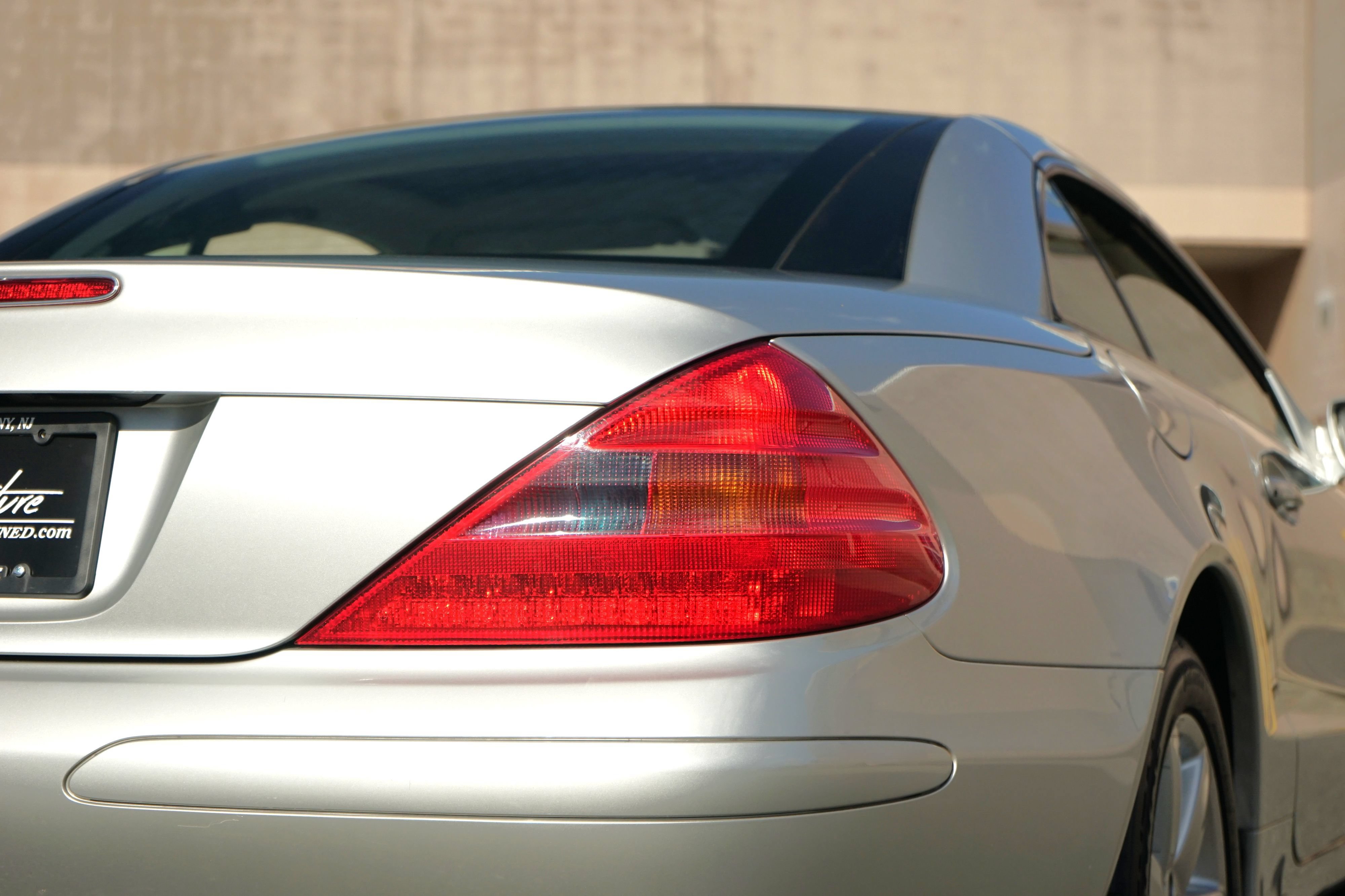 Used 2004 Mercedes-Benz SL 500 image 31