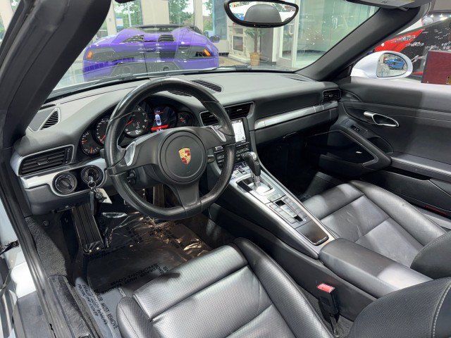 Used 2014 Porsche 911 Carrera 4 AWD/4WD image 3