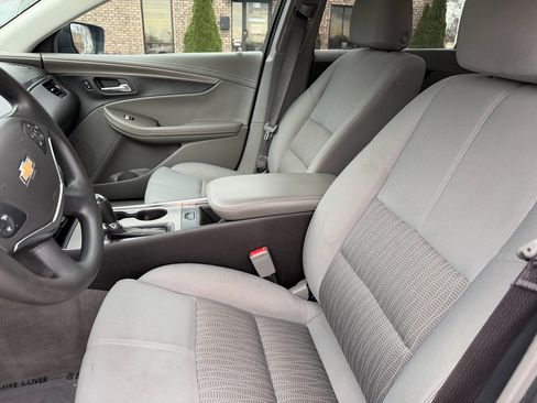 Used 2016 Chevrolet Impala LS w/ Power Convenience Package image 12