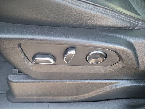 Used 2021 GMC Yukon Denali AWD/4WD image 21