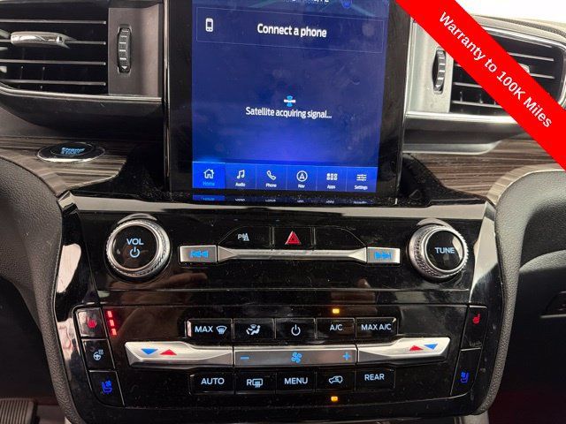 Used 2023 Ford Explorer Limited w/ Limited Technology Package RWD image 28