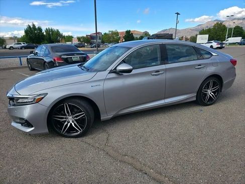 Used 2021 Honda Accord Touring image 9